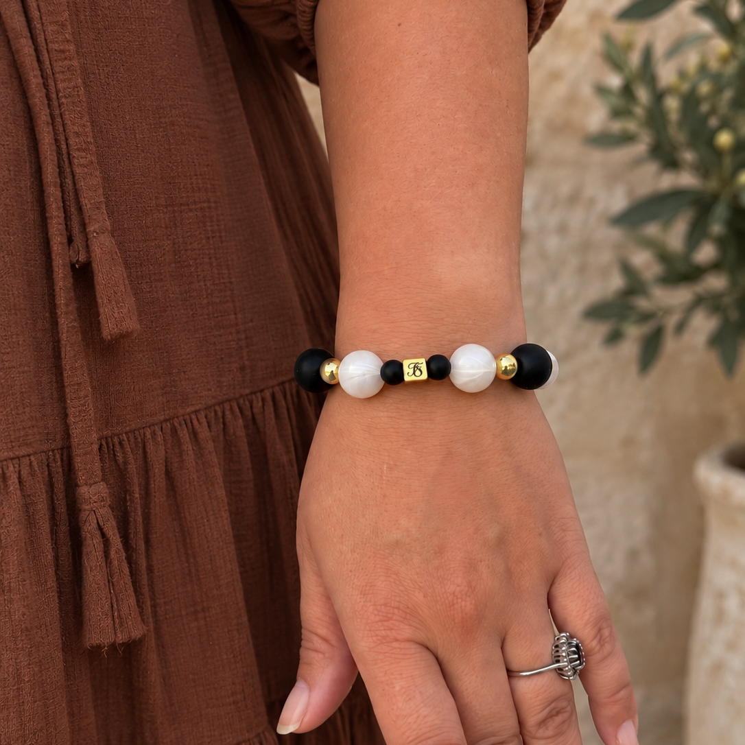 Midnight Pearl Bracelet